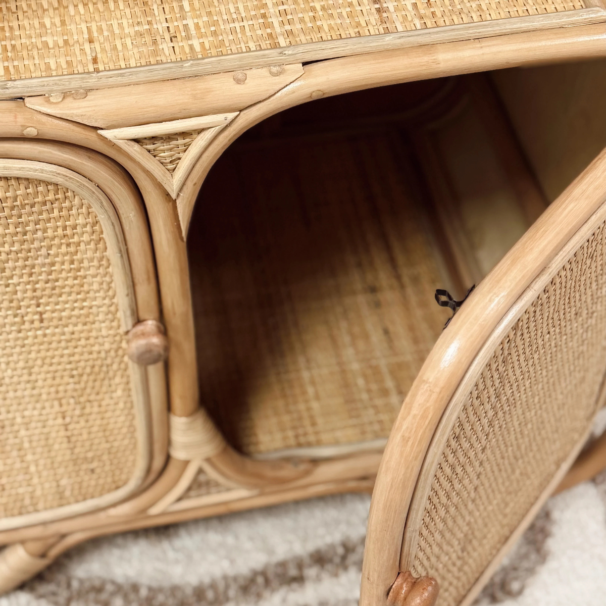 Cabinet en rotin Solal