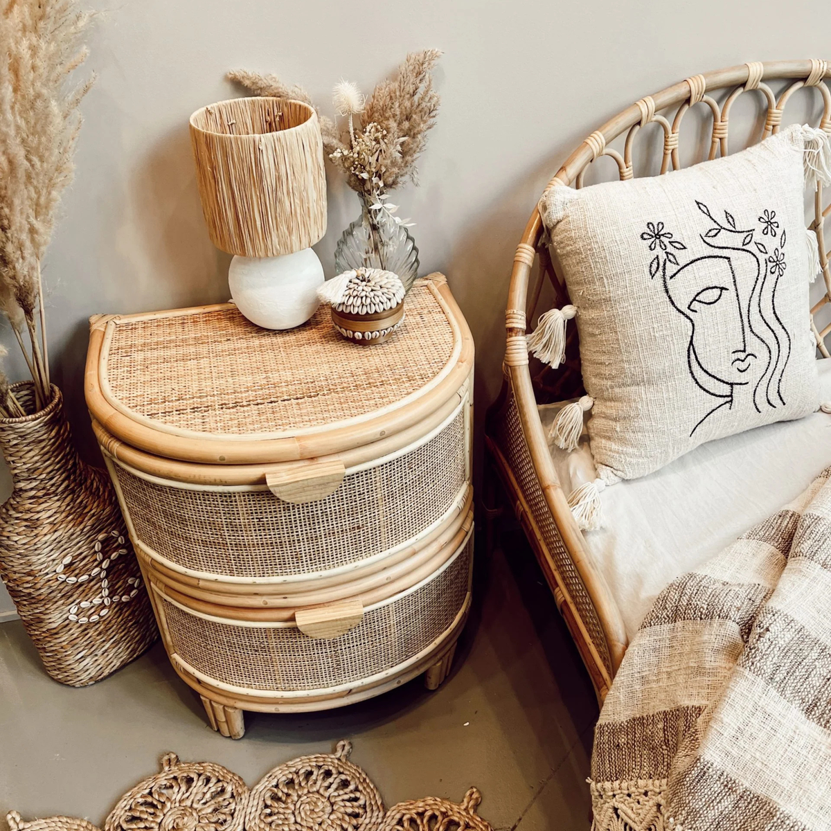 Luna Bedside Table