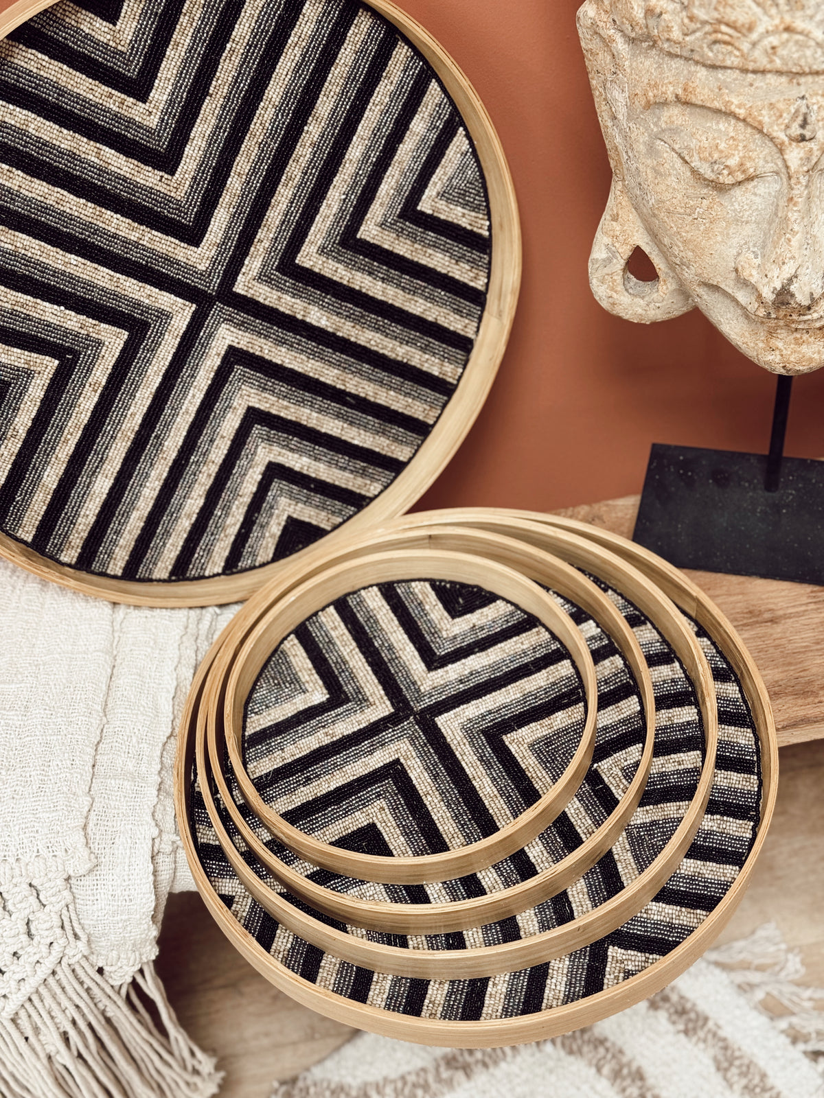 Plateau rond en perles