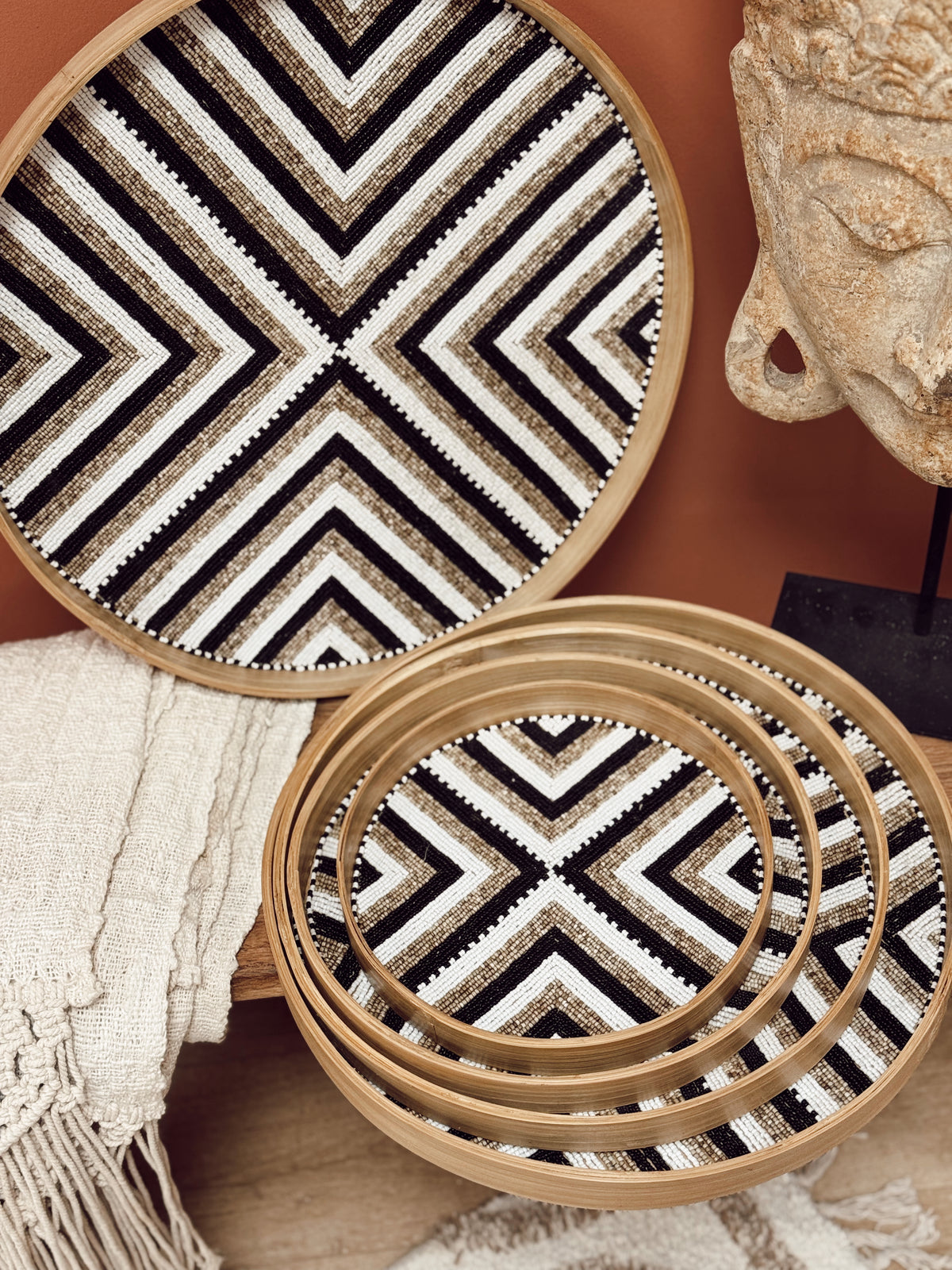 Plateau rond en perles
