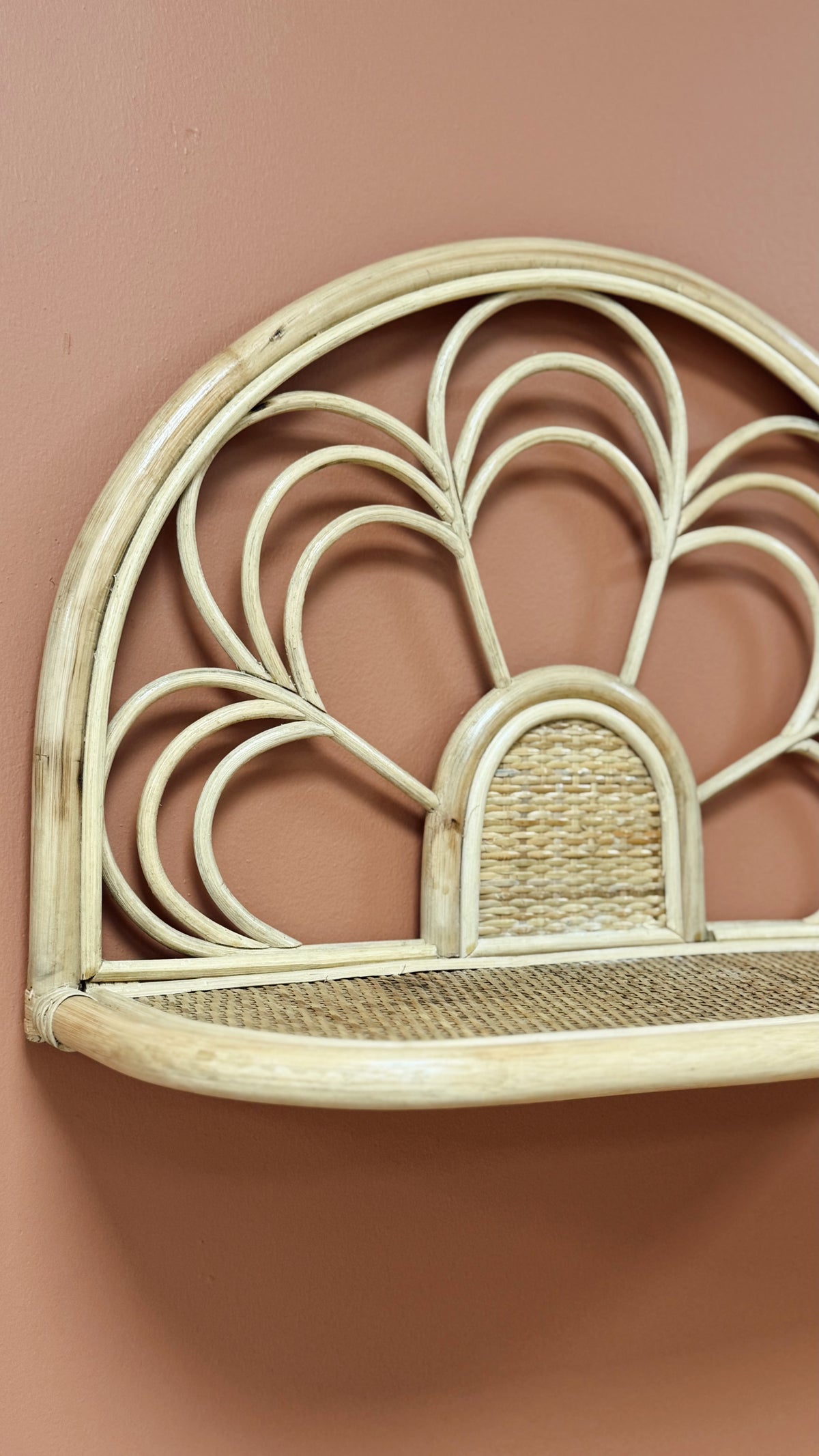 Etagère en rotin Flower