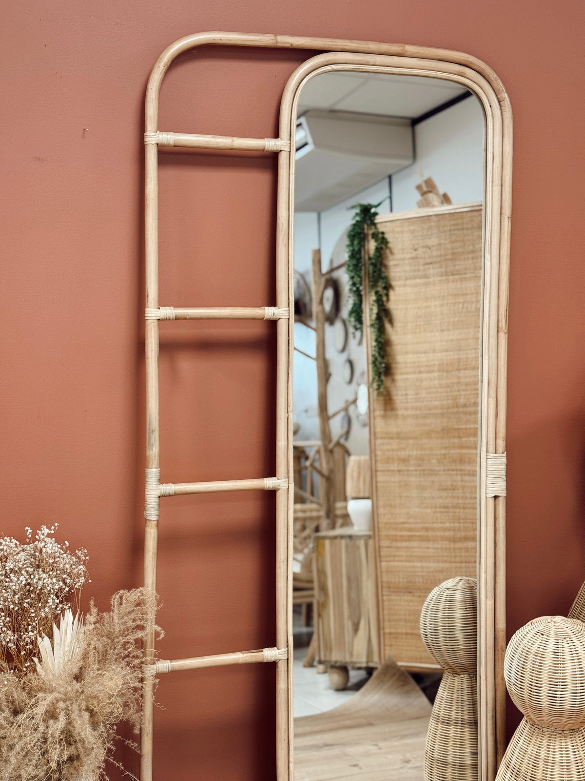 Miroir Sora en rotin