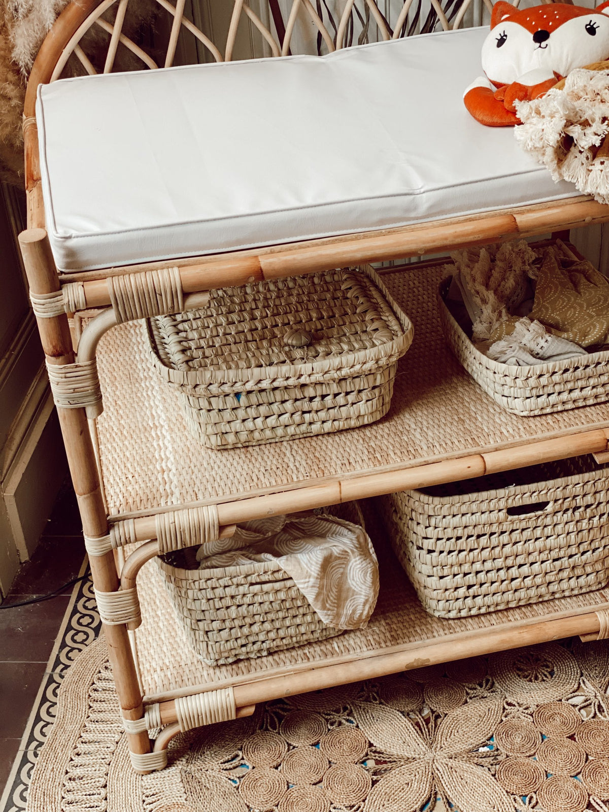 Luna Soul Collection Changing Table