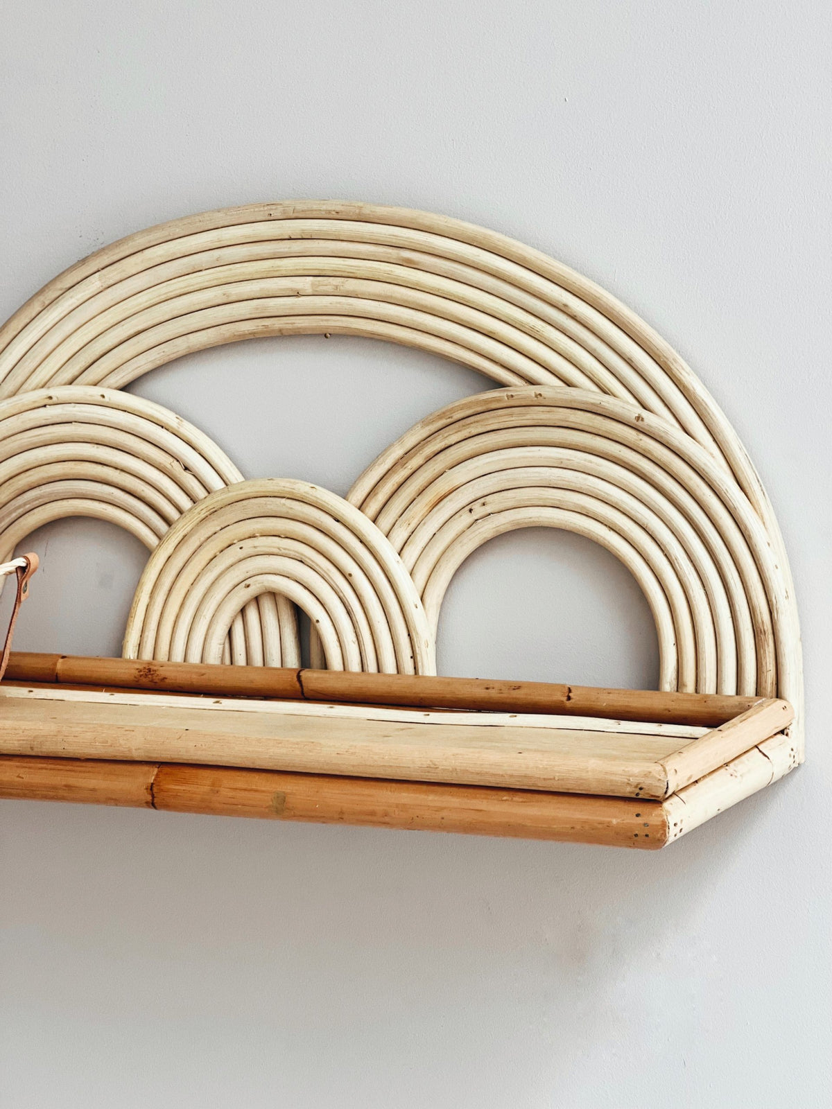 Etagère Rainbow en rotin