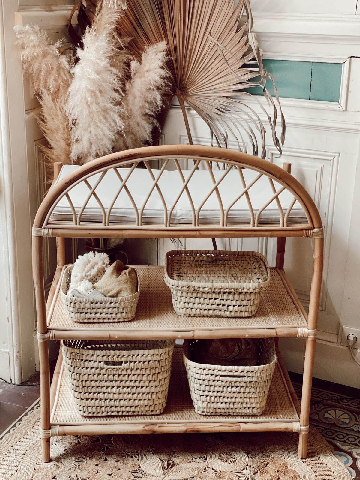Luna Soul Collection Changing Table