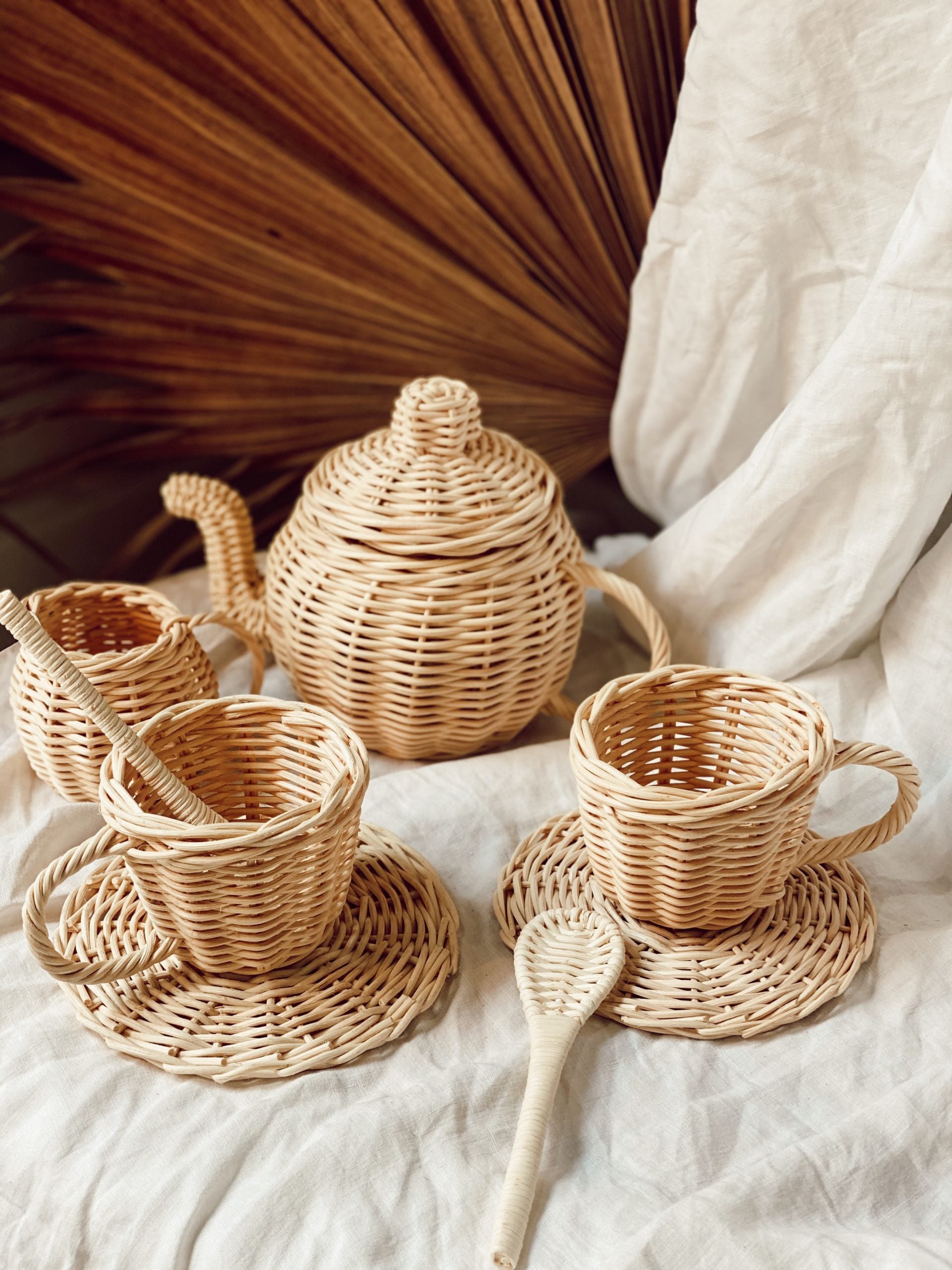 Luna Soul Collection Tea Set