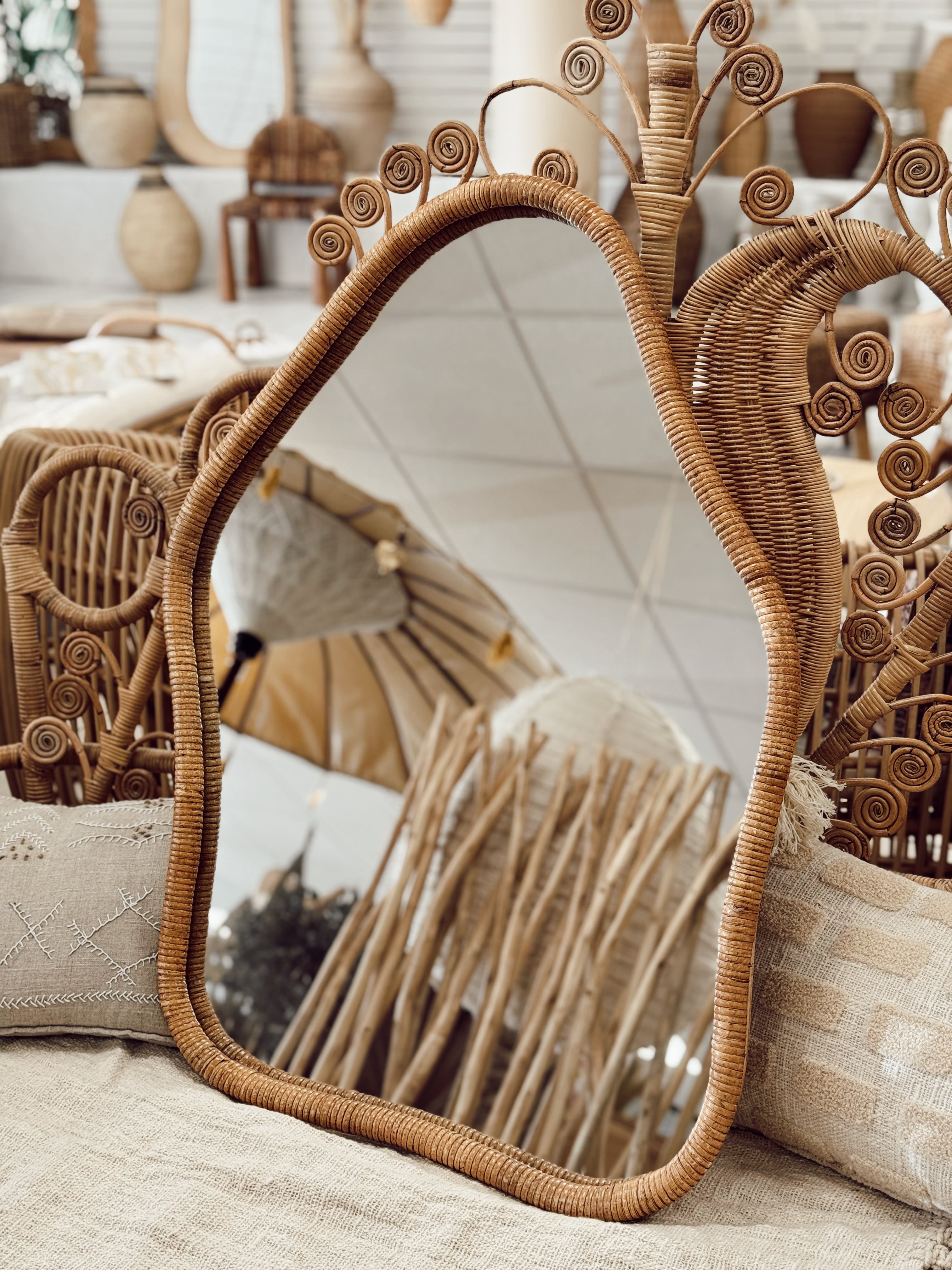Miroir Organic en rotin