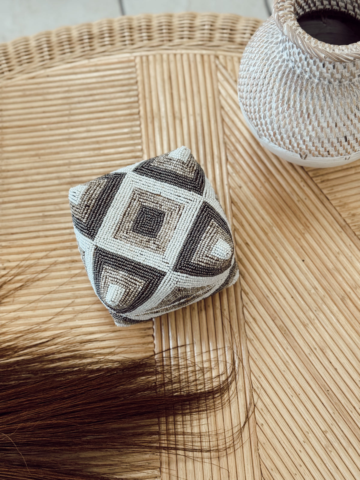 Boîte décorative perlée
