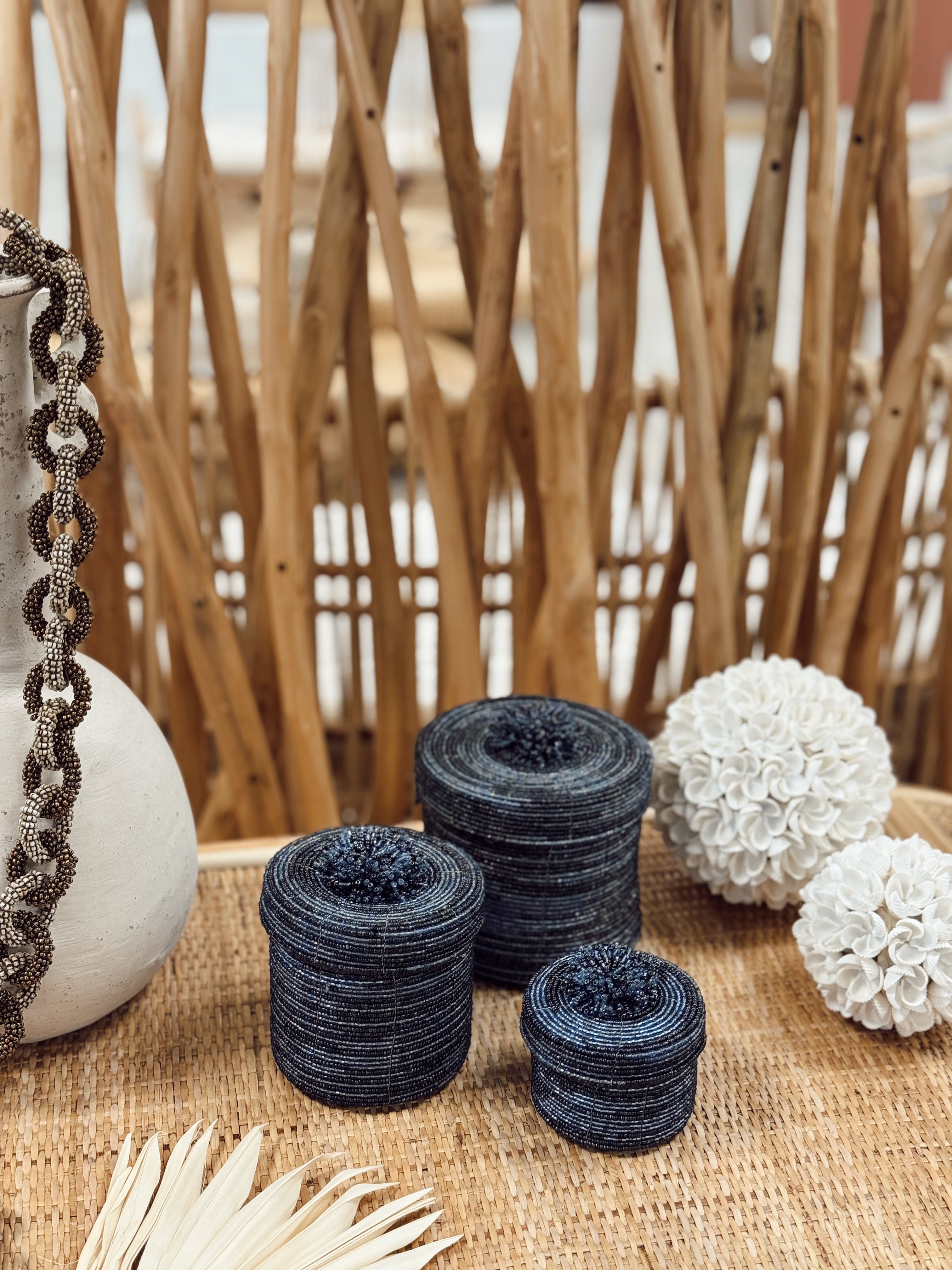 Boîtes rondes en perles I Bleu