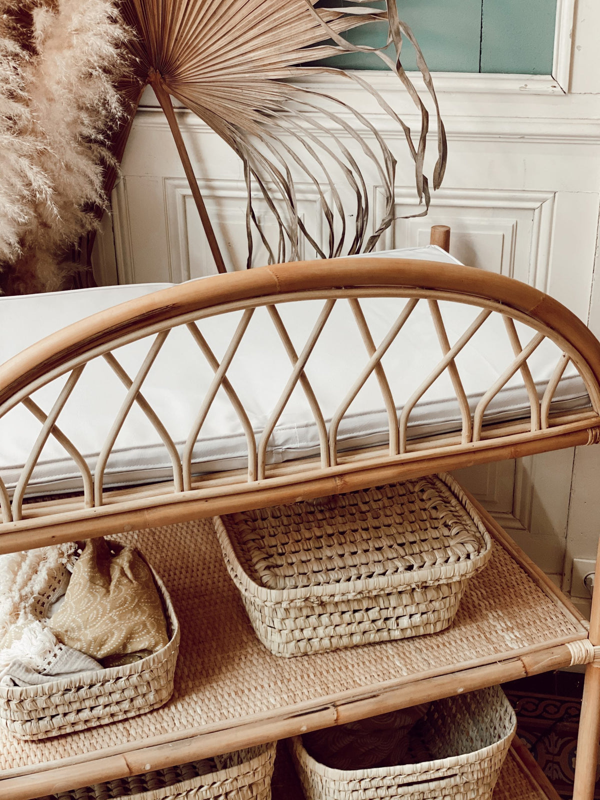 Luna Soul Collection Changing Table