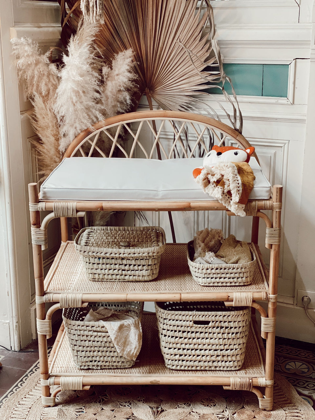 Luna Soul Collection Changing Table